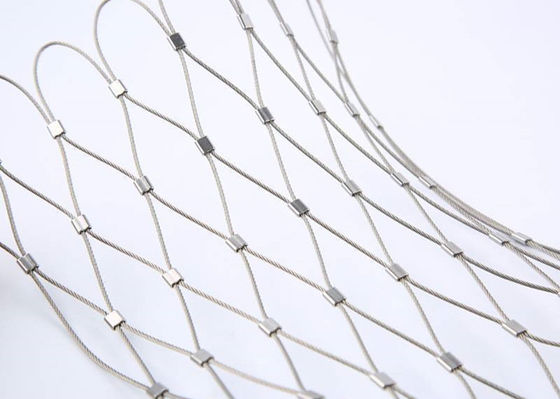 Chine Fabrication de câble métallique 7 x 7, maille de corde d'acier inoxydable pour la clôture de zoo de volière fournisseur